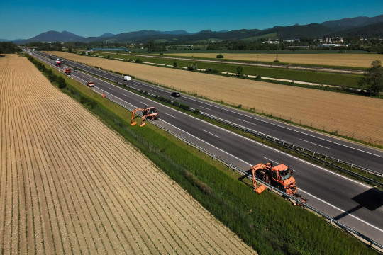 Počas jarnej vegetačnej údržby sa upravilo takmer 11 miliónov metrov štvorcových