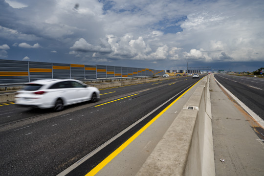 The number of Austrian and Polish drivers on Slovak motorways has risen over the past year