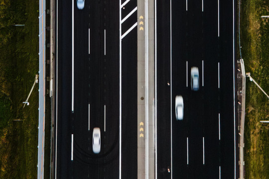 Motoristi sa dočkajú komfortnejšieho výjazdu z Bratislavy. Dokončí sa most nad D1