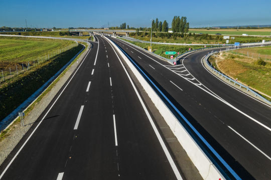 Vyprevadili sme z miest tisícky kamiónov denne, pribudlo niekoľko obchvatov