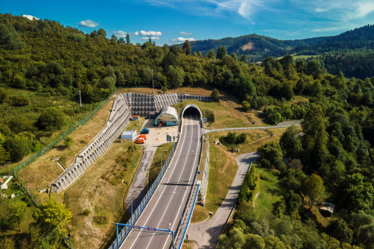 Počas víkendových doobedňajších hodín bude tunel Horelica uzavretý