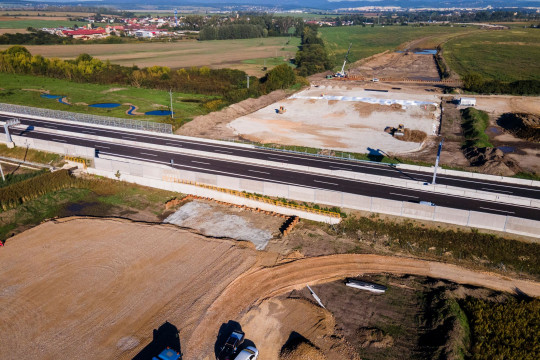 Košickú R4 čaká niekoľkodňová uzávera. Prebehne výstavba mosta nad rýchlostnou cestou