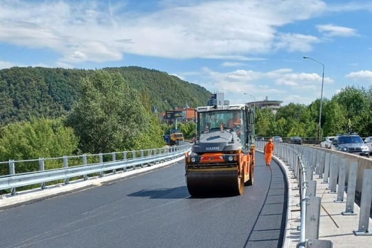 Opravovaný most v Banskej Bystrici dva týždne bez obmedzenia – pokračujeme od augusta