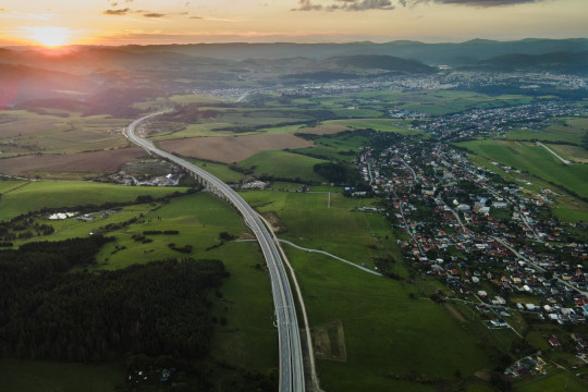 Na diaľnici D1 pri Dubnej Skale sa mení dopravné značenie