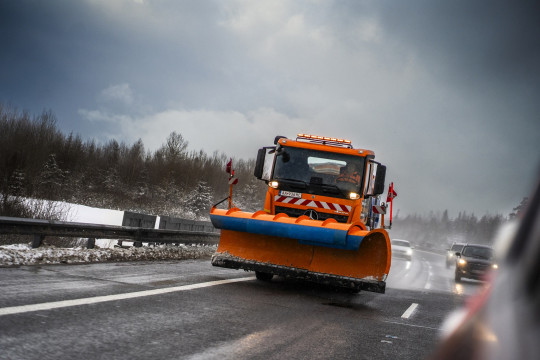 Počas predĺženého víkendu bolo v nasadení 300 mechanizmov