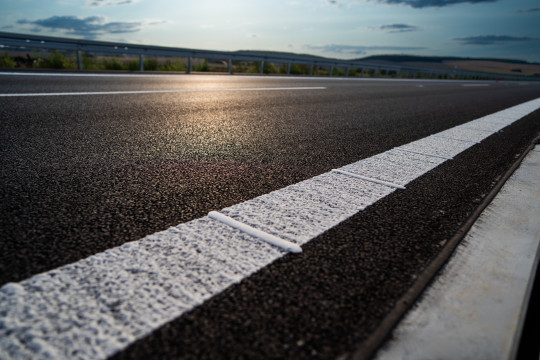 Oprava cesty pred Perešom v Košiciach skončila, stroje sa presunú na nadväzujúci úsek