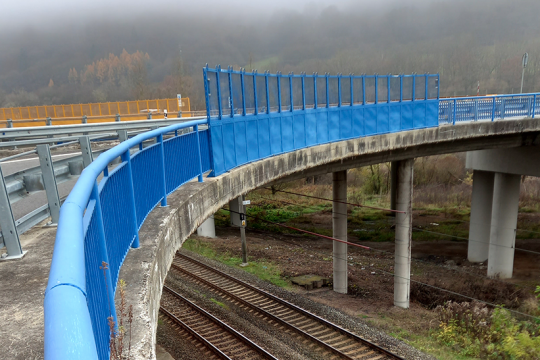 Na moste pri R1 v križovatke Hronská Dúbrava sa začala sanácia ríms