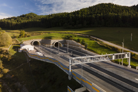 Víkendový servis v tuneli Považský Chlmec